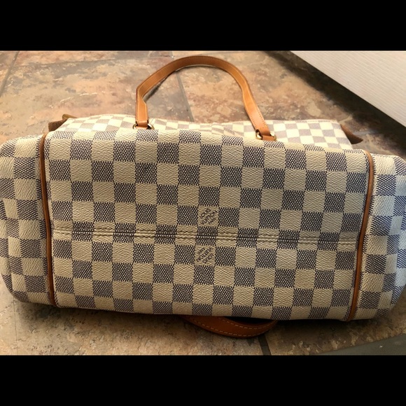 ❣️SOLD❣️Louis Vuitton Totally MM - Picture 6 of 9